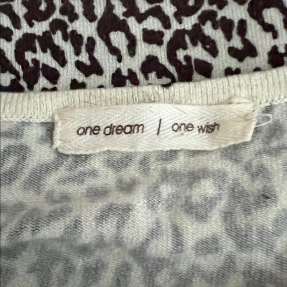 One Dream , One Wish - Picture 4 of 6
